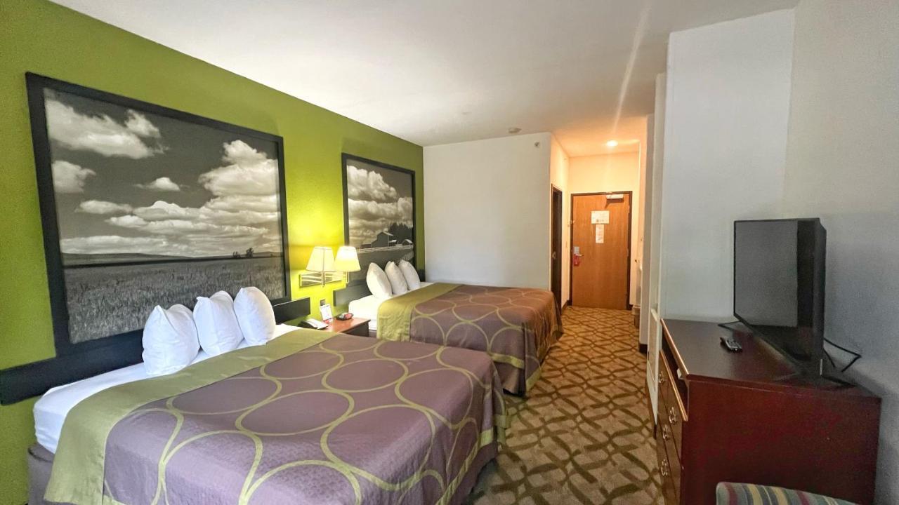 Super 8 By Wyndham De Soto Hotell Eksteriør bilde